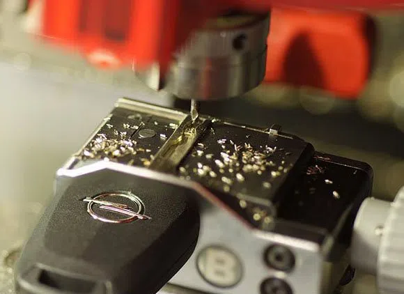 Universal Locksmith Store Metuchen, NJ 732-898-6600 - 11-Key-Cutting